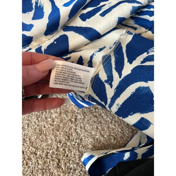 ALEXIS Blue Botanical Tie Strap Asymmetrical Hem Dress SIZE SM lightweight - Picture 8 of 9